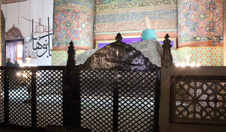 Mevlana Nereli ve Kimin?